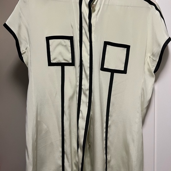 Auth - emporio armani - size small light shirt - Picture 2 of 3